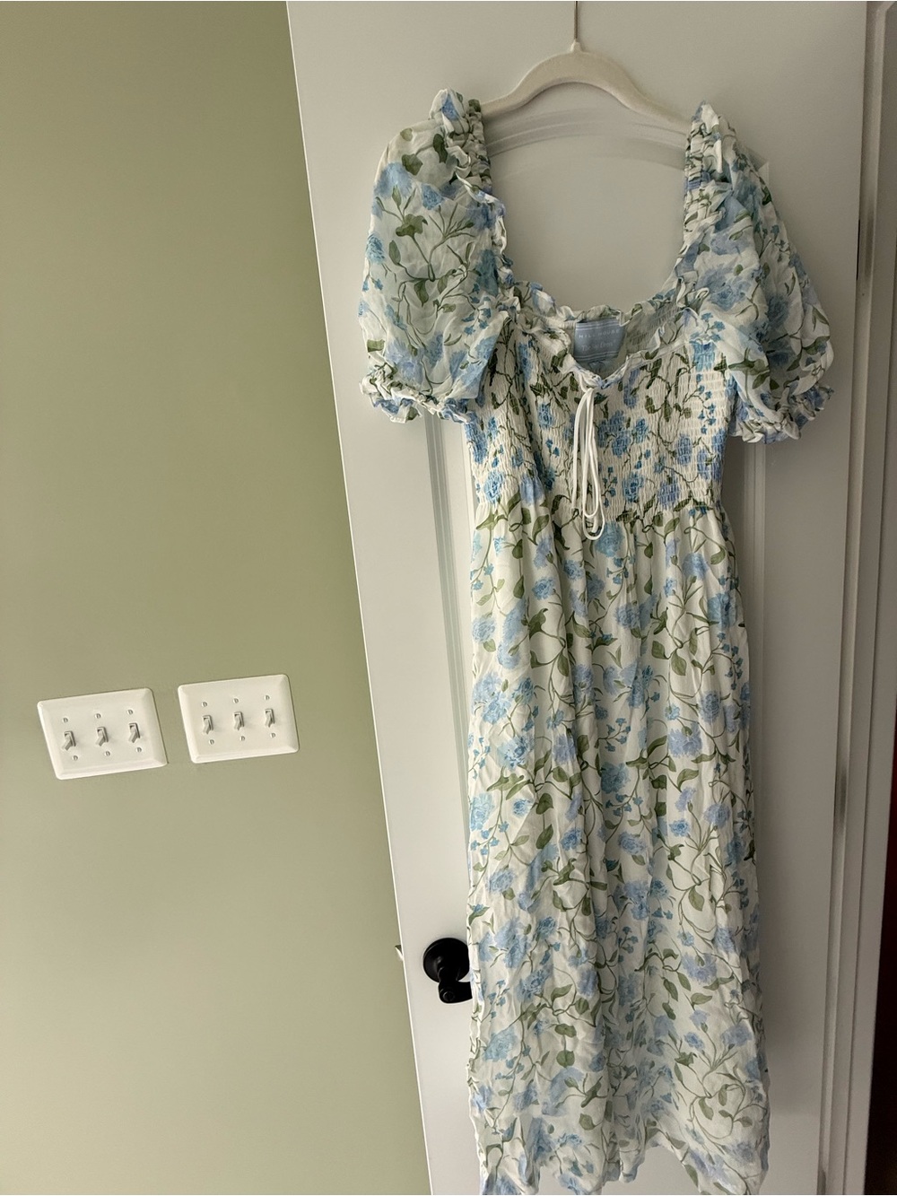 Hill House The Scarlett Nap Dress in Blue Peony Bouquet size L